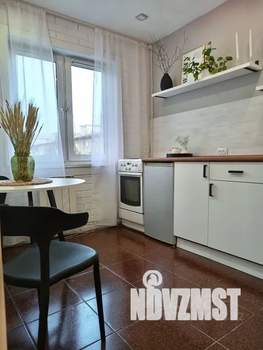 1-к квартира, посуточно, 40м2, 5/5 этаж