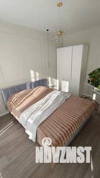 1-к квартира, посуточно, 35м2, 8/18 этаж