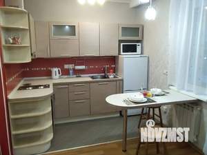 2-к квартира, посуточно, 40м2, 8/8 этаж