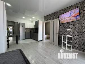 1-к квартира, посуточно, 40м2, 8/15 этаж