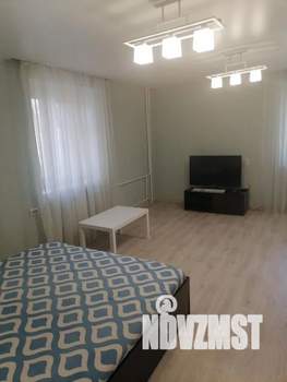 2-к квартира, посуточно, 40м2, 3/5 этаж