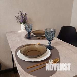 Студия квартира, посуточно, 30м2, 4/10 этаж