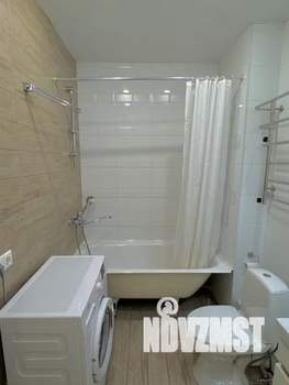 Студия квартира, посуточно, 40м2, 6/17 этаж