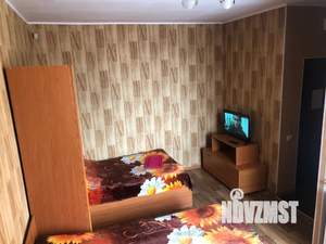 1-к квартира, посуточно, 25м2, 1/2 этаж