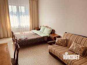 1-к квартира, посуточно, 40м2, 1/1 этаж