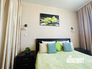 Студия квартира, посуточно, 40м2, 12/17 этаж