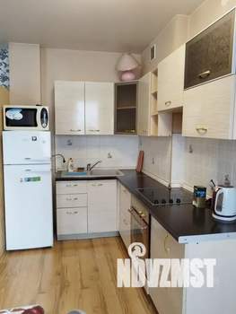 Студия квартира, посуточно, 45м2, 4/10 этаж