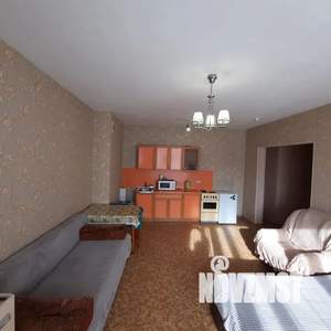 Студия квартира, посуточно, 38м2, 3/16 этаж