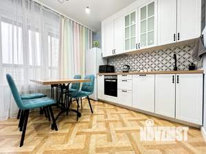 Студия квартира, посуточно, 40м2, 7/15 этаж