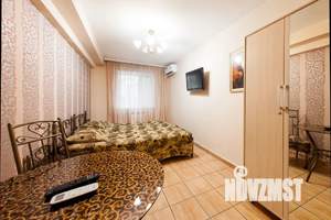 Студия квартира, посуточно, 18м2, 1/6 этаж