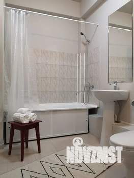 Студия квартира, посуточно, 40м2, 2/8 этаж