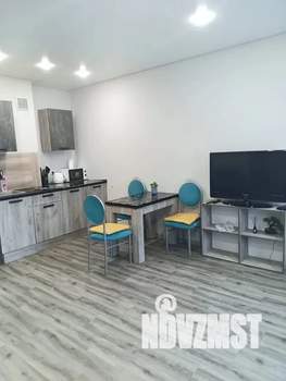 Студия квартира, посуточно, 35м2, 6/13 этаж