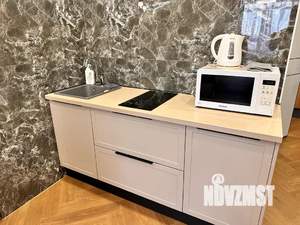 Студия квартира, посуточно, 43м2, 14/17 этаж