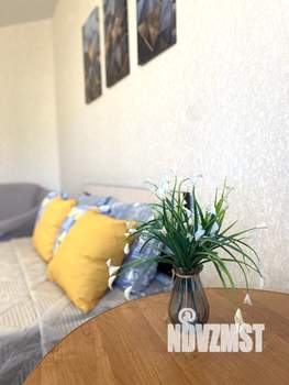 1-к квартира, посуточно, 50м2, 7/10 этаж