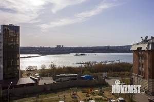 Студия квартира, посуточно, 35м2, 4/9 этаж