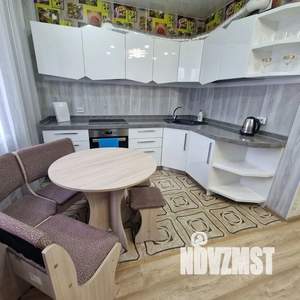 1-к квартира, посуточно, 50м2, 7/16 этаж