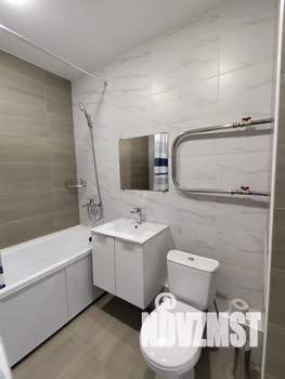 Студия квартира, посуточно, 40м2, 5/16 этаж