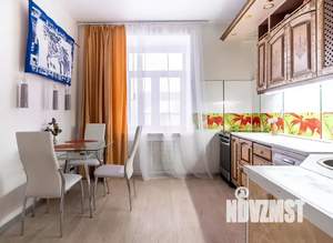 2-к квартира, посуточно, 52м2, 3/3 этаж