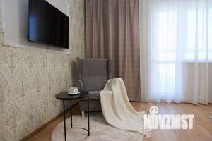 1-к квартира, посуточно, 53м2, 1/1 этаж