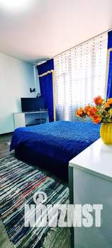 Студия квартира, посуточно, 40м2, 6/17 этаж