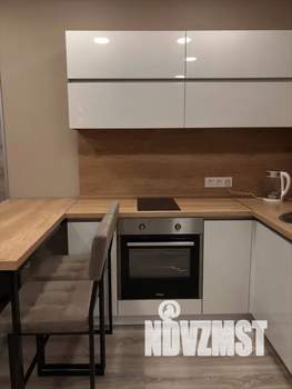 Студия квартира, посуточно, 38м2, 5/17 этаж