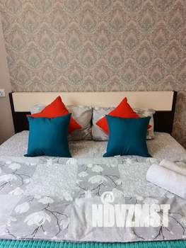 Студия квартира, посуточно, 18м2, 1/5 этаж