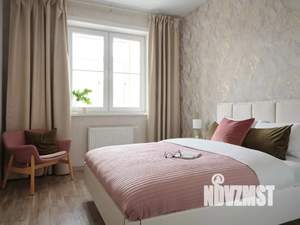 Студия квартира, посуточно, 42м2, 6/9 этаж