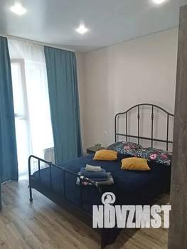 Студия квартира, посуточно, 35м2, 6/13 этаж