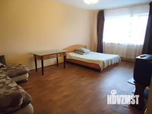 1-к квартира, посуточно, 43м2, 4/15 этаж