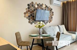 Студия квартира, посуточно, 30м2, 12/18 этаж