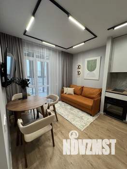 1-к квартира, посуточно, 44м2, 8/18 этаж