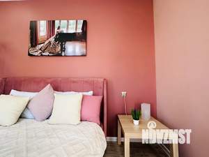 Студия квартира, посуточно, 40м2, 3/15 этаж