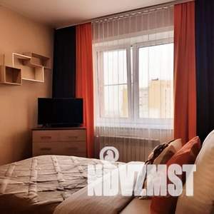 1-к квартира, посуточно, 35м2, 14/17 этаж