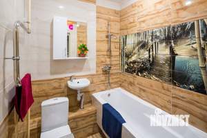 Студия квартира, посуточно, 35м2, 7/17 этаж