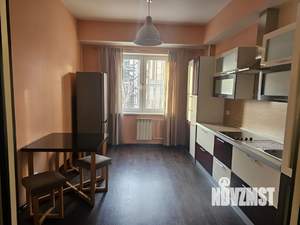 3-к квартира, на длительный срок, 98м2, 3/7 этаж