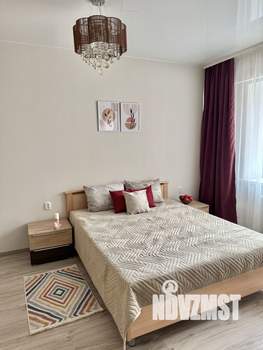 Студия квартира, посуточно, 47м2, 9/16 этаж