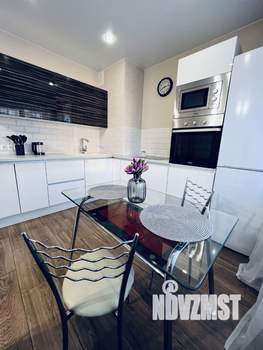 Студия квартира, посуточно, 38м2, 11/17 этаж