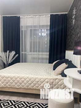Студия квартира, посуточно, 36м2, 1/14 этаж