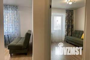 1-к квартира, посуточно, 40м2, 5/18 этаж