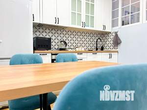 Студия квартира, посуточно, 40м2, 7/15 этаж