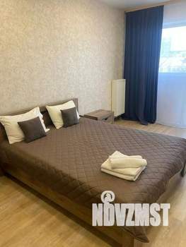 1-к квартира, посуточно, 44м2, 1/1 этаж