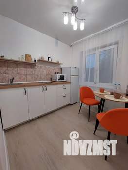 1-к квартира, посуточно, 34м2, 4/6 этаж