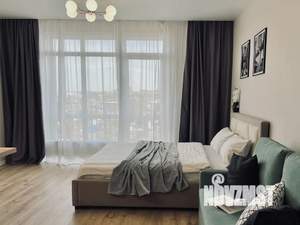 1-к квартира, посуточно, 35м2, 10/18 этаж