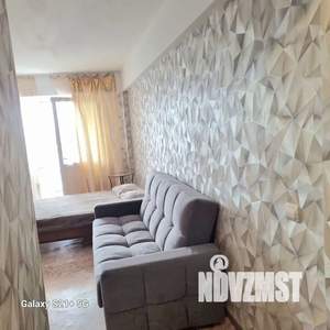 Студия квартира, посуточно, 35м2, 9/9 этаж