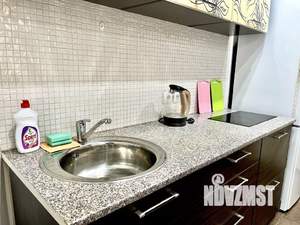 1-к квартира, посуточно, 45м2, 1/1 этаж