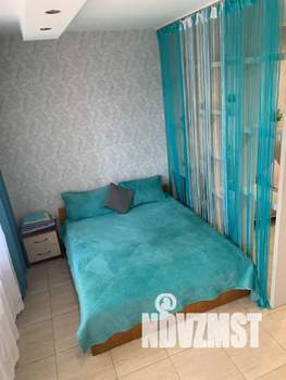 Студия квартира, посуточно, 38м2, 2/9 этаж