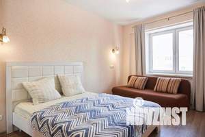 1-к квартира, посуточно, 35м2, 3/16 этаж