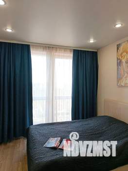 Студия квартира, посуточно, 30м2, 11/17 этаж