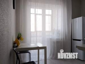 1-к квартира, посуточно, 31м2, 15/16 этаж