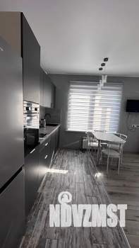 2-к квартира, посуточно, 48м2, 7/9 этаж